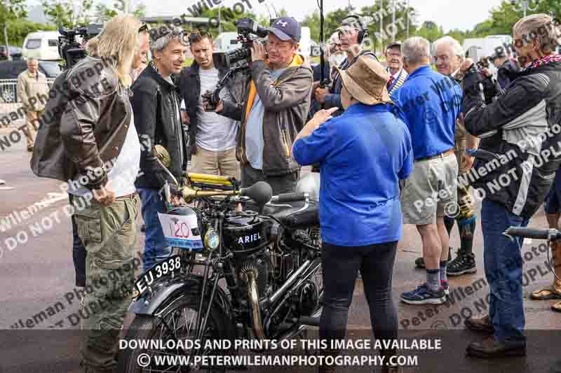 Vintage motorcycle club;eventdigitalimages;no limits trackdays;peter wileman photography;vintage motocycles;vmcc banbury run photographs